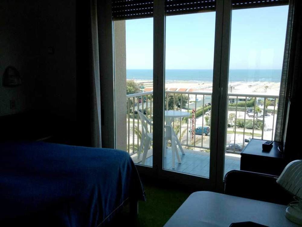 Hotel Brasilia مارينا دي بييتراسانْت المظهر الخارجي الصورة